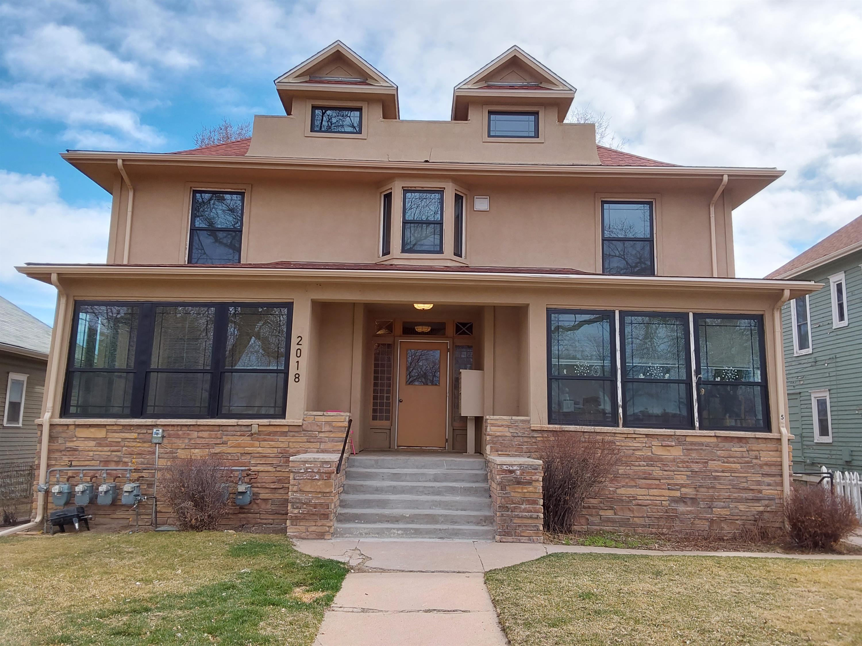 2018 10th Avenue - 2